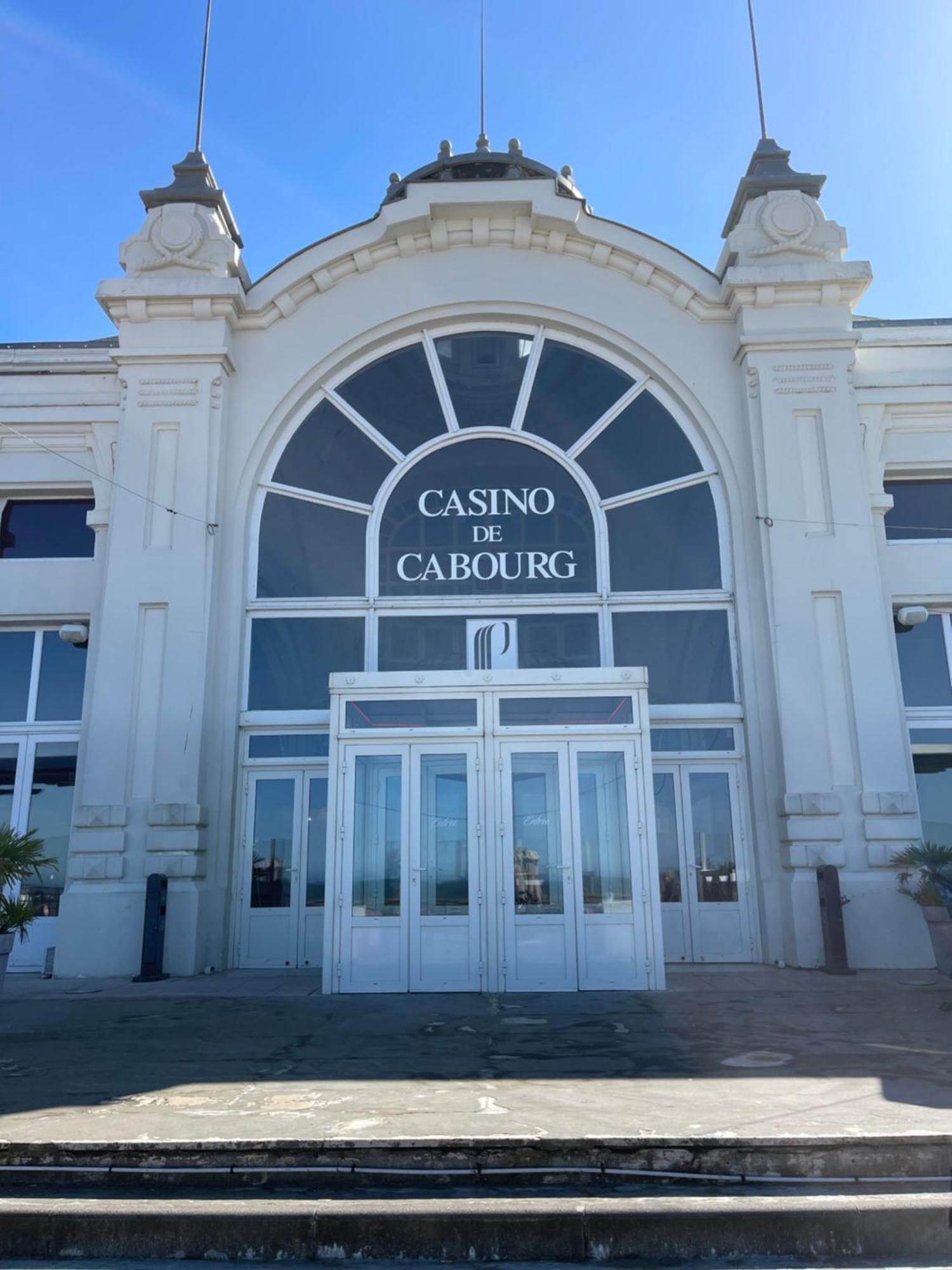 Pressoir De La Mare Superhote 12 Minutes De Cabourg Goustranville Zewnętrze zdjęcie